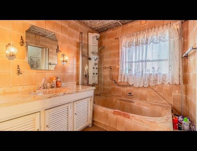 4 BEDROOM HOUSE FOR SALE IN GLENVISTA